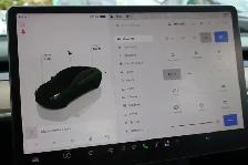 2022 Tesla Model 3 - Photo 12