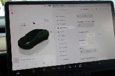 2022 Tesla Model 3 - Photo 17