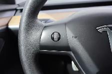 2022 Tesla Model 3 - Photo 21