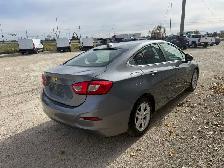 2018 Chevrolet Cruze LT - Photo 4