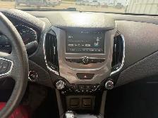 2018 Chevrolet Cruze LT - Photo 13