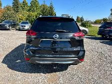 2019 Nissan Rogue SV CERTIFIED - Photo 4