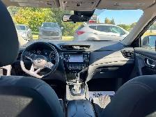 2019 Nissan Rogue SV CERTIFIED - Photo 13