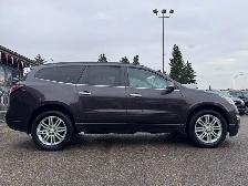 2015 Chevrolet Traverse LT AWD 7 PASSENGER SUV - Photo 4