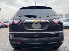 2015 Chevrolet Traverse LT AWD 7 PASSENGER SUV - Photo 6