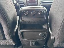 2015 Chevrolet Traverse LT AWD 7 PASSENGER SUV - Photo 18