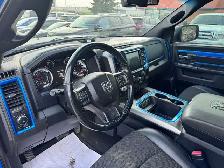 2018 RAM 1500 SPORT CREW CAB – 5.7L HEMI V8 – 4X4 - Photo 10