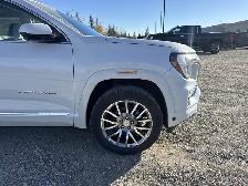 2027 GMC TERRAIN AWD Denali - Photo 5