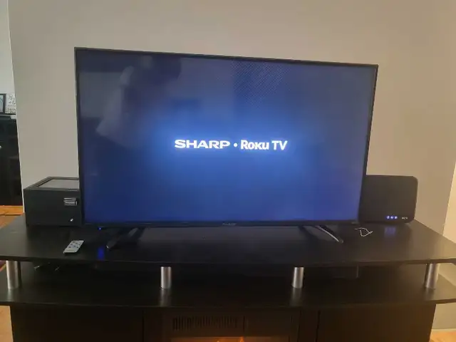 Sharp Smart TV (Roku) $60 43'Inch Mint Condition