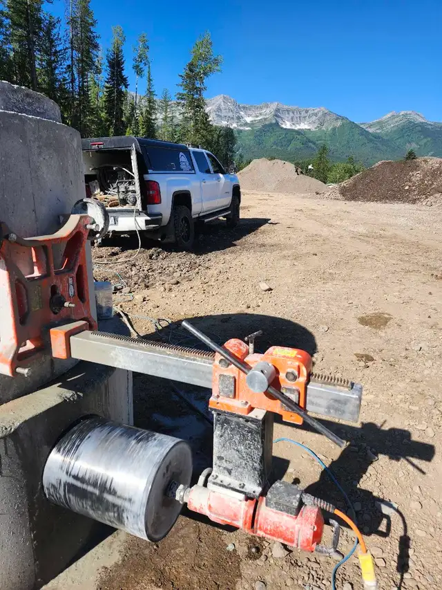 Concrete cutting technician
