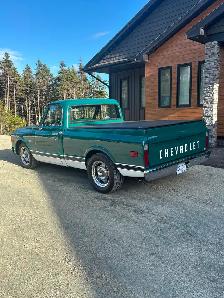 Beautiful 69 Chevrolet C-10 Short box - Photo 3