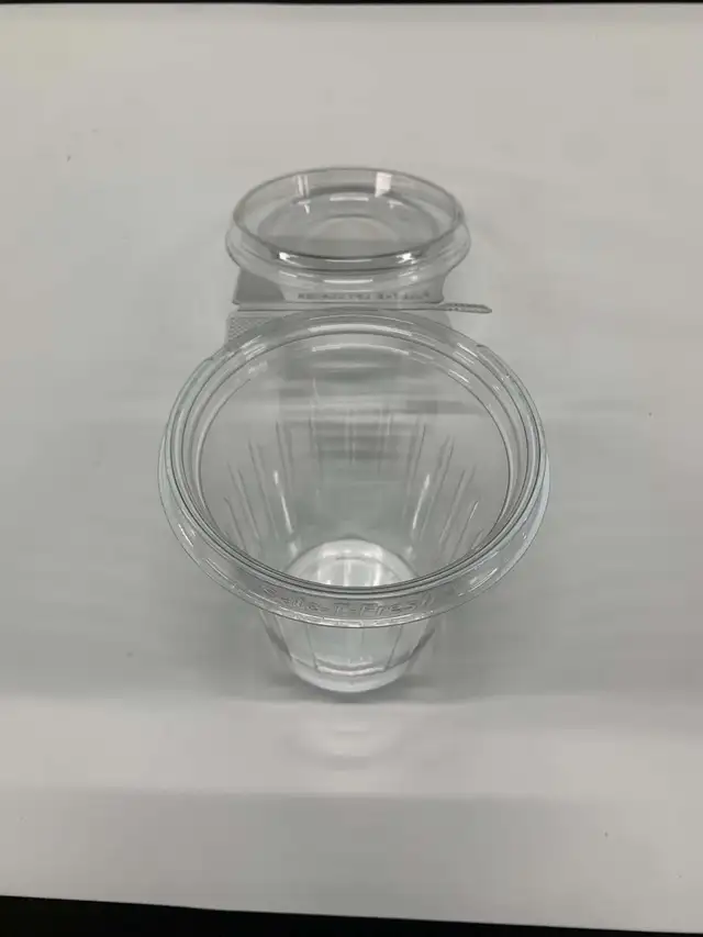 100 Inline Plastics TS16CCR Safe-T-Fresh Deli Container Hinged