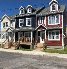 Superbe maison à louer dans le vieux Chambly!