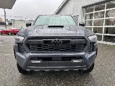 2026 Toyota Tacoma TRD Sport 4X4 - Photo 6