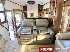 2017 JAYCO PINNACLE 38FLSA Fifth Wheel - Photo 6