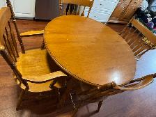 Roxton maple dining room set - buffet and hutch (2 pieces) - Photo 3