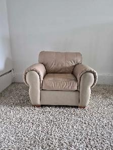 DELIVERY AVAILABLE Real Leather Single Sofa Chair / Single Sofa - Photo 3