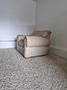 DELIVERY AVAILABLE Real Leather Single Sofa Chair / Single Sofa - Photo 5