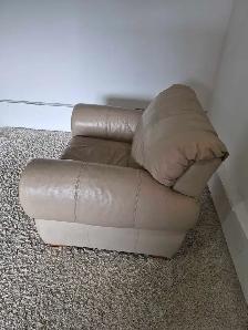 DELIVERY AVAILABLE Real Leather Single Sofa Chair / Single Sofa - Photo 7