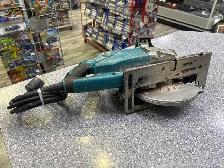 Makita 5477NB Hypoid 7 1/4" Circular Saw - Photo 3