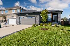 House for Sale: 10 Blackheath Close, River Park South