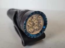 Olight Seeker 4 Pro w/Dock (31048446) - Photo 2