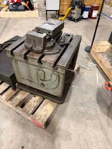 Industrial Milling Machine Table with Swivel Vise, Milton ON