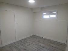 2 Bedrooms 1 washroom spacious bilevel basement in Fleetwood - Photo 10