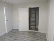 2 Bedrooms 1 washroom spacious bilevel basement in Fleetwood - Photo 11