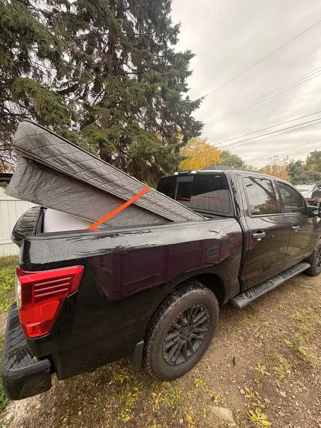 PICK UP TRUCK DELIVERY
