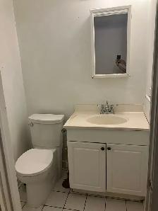 Basement Room for Rent near Kipling & Lakeshore - Photo 7