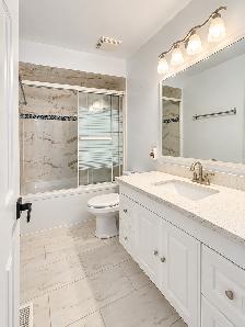 Nov 1 - 4 Bed / 3 Baths House for Rent Near Finch and 404 - Photo 5
