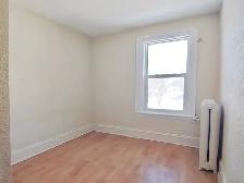 1 Bedroom/Apartment/Lowertown/Rent/Ottawa/ Heat&Water Included - Photo 3