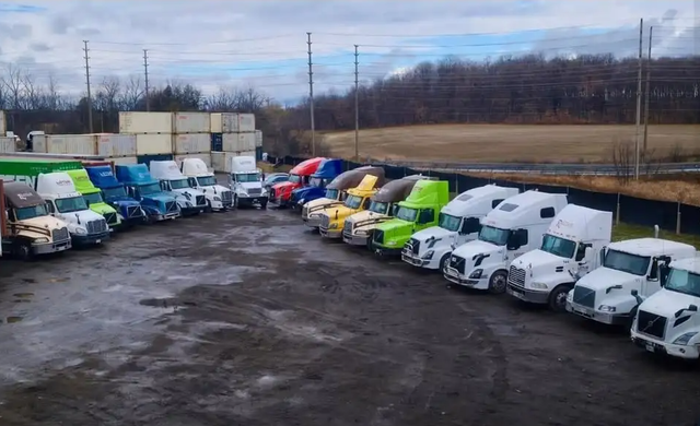 AZ TRUCK DRIVERS HIRING