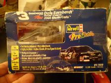 REVELL NASCAR MODEL KIT DALE EARNHARDT-COMPLETE-$25 - Photo 3