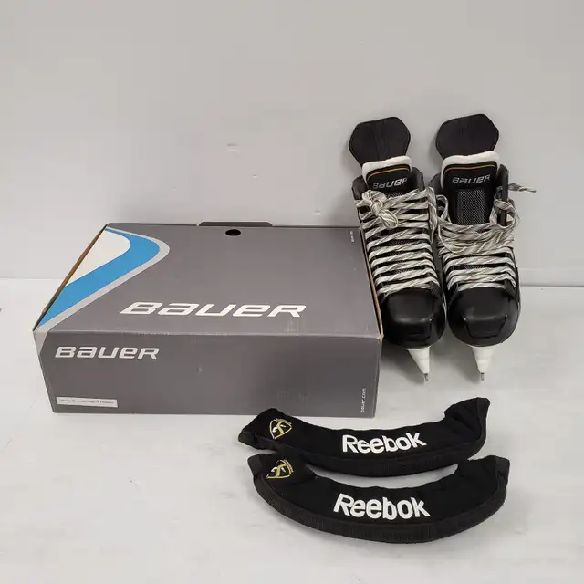 (B1536) Reebok Supreme One Skates - Size 8