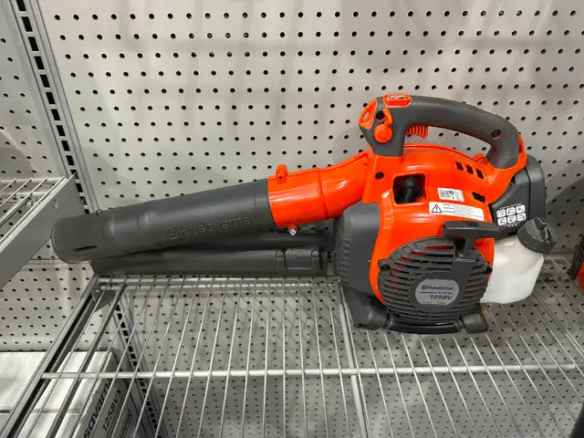 Husqvarna 125BV Leaf Blower