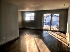 Spacious and Sunny! 2 bedroom apartment in Westfort, $1850   H