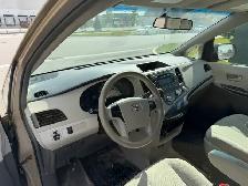 2013 Toyota Sienna LE - 7 Passenger - Photo 11