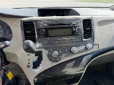 2013 Toyota Sienna LE - 7 Passenger - Photo 13