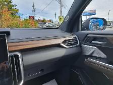 2027 GMC Acadia Denali Ultimate - Photo 21