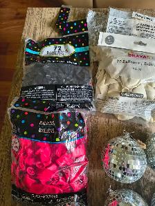 FREE - Las Vegas theme decorations - Photo 9