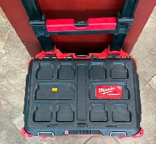 Milwaukee Packout Rolling Tool Box ( 48-22-8427 ) - Photo 2