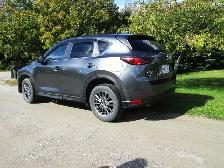 2018 Mazda CX5 Touring - Photo 2