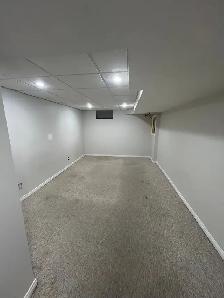 SHARED & PRIVATE ROOM AVAILABLE IN MISSISSAUGA - Photo 2