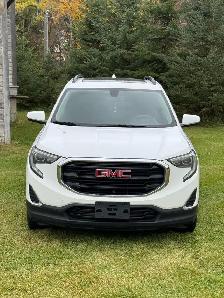 2019 GMC Terrain AWD - Photo 2