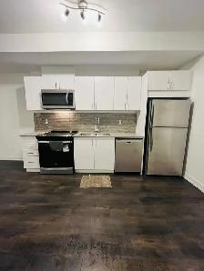 PRIVATE ROOM AVAILABLE IN TORONTO