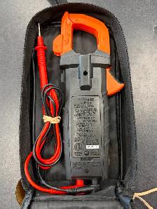 Klein Tools CL600 True RMS Digital Clamp Multimeter - Photo 2