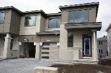 663 Allied Mews, Stittsville - 3 Bed 3 Bath Townhouse for Lease - Photo 6