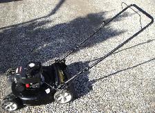 YARD MACHINES GAS LAWNMOWER